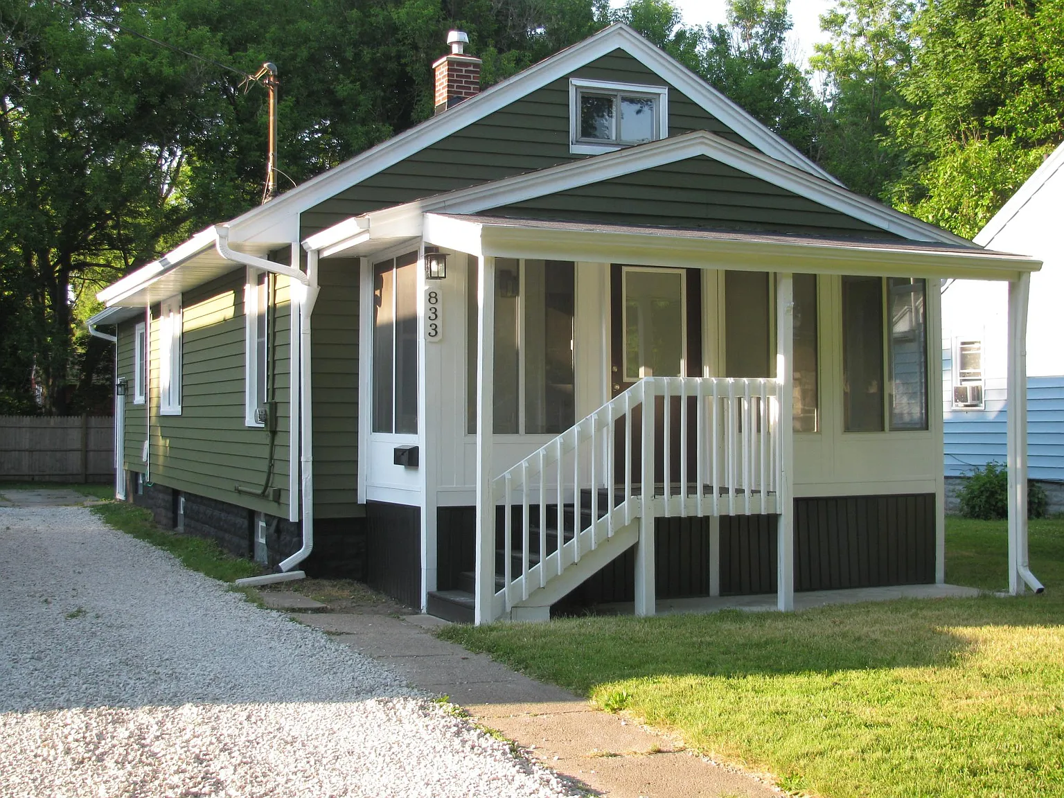 833 Banghart St photo 1