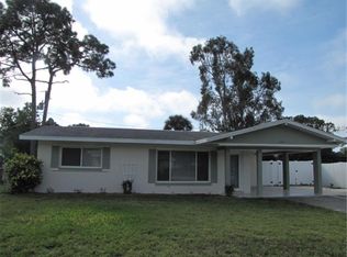 886 E Seminole Dr, Venice, FL 34293