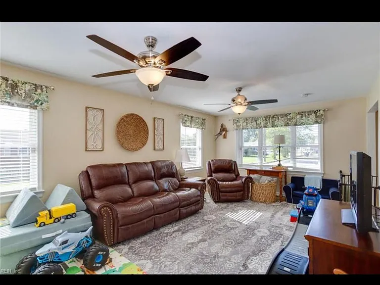 3708 Goose Bay Dr — Photo 6
