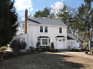 16 Summit Rd #00000, Wellesley, MA 02482