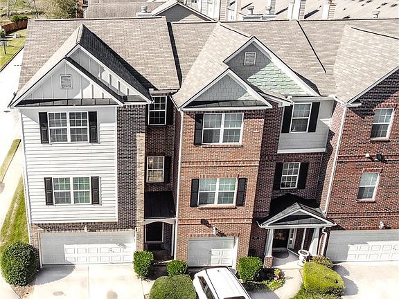 3rd image of 2201 Pebble Beach Dr