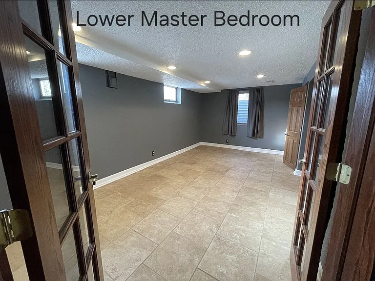 6709 Markwood Dr N — Photo 22