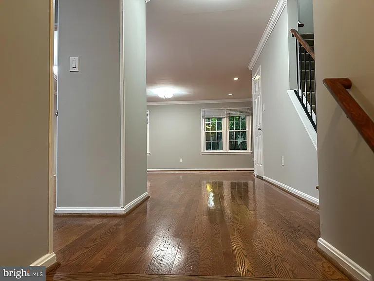 10152 Village Knolls Ct — Photo 3