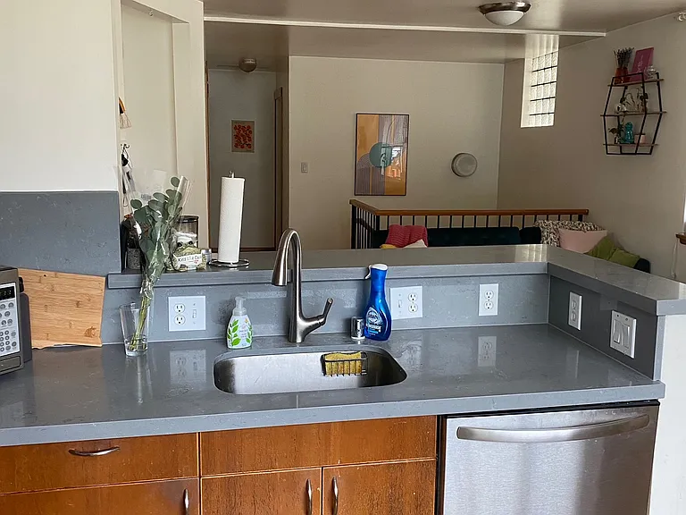 112 Florentia St — Photo 11