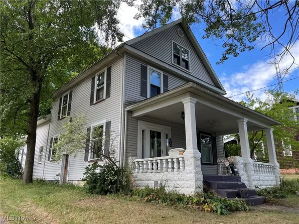 1097 N Ellsworth Ave, Salem, OH 44460
