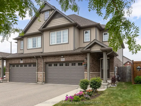 8844 Silverstar Ct, Niagara Falls, ON L2H 0B8
