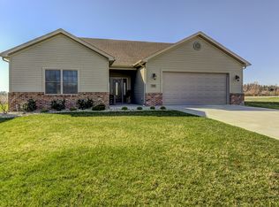 1255 W Arcadia Ave, Decatur, IL 62521