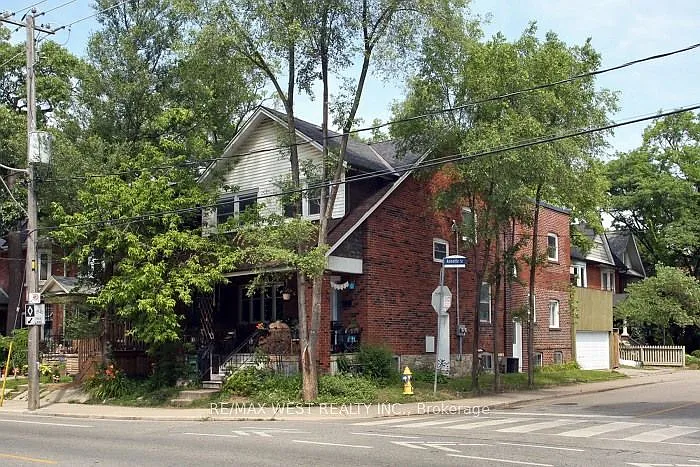 3 bed, $3,400 — Photo 2