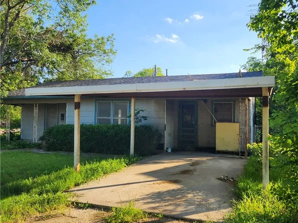 118 S Goddard St, Mart, TX 76664