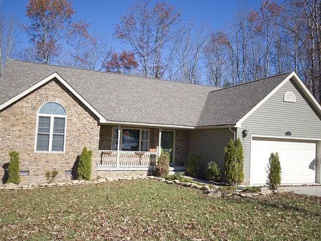 126 Sandsfoot Ln photo 1