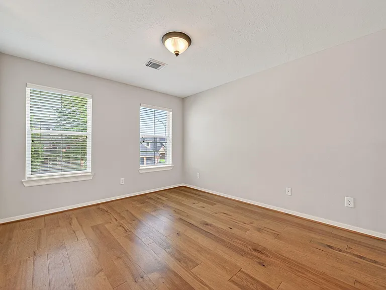2315 Vinemead Ct — Photo 25