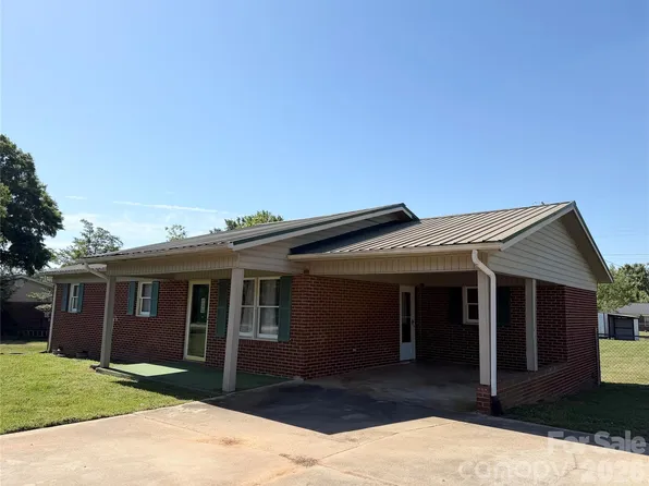 372 Ferry Rd, Forest City, NC 28043