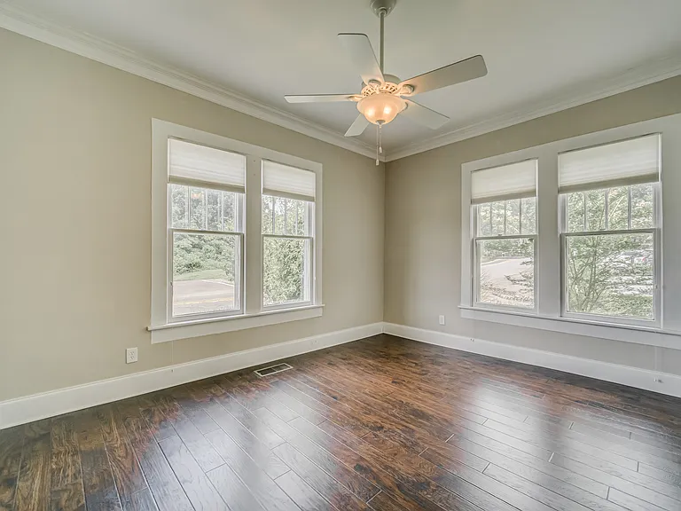 121 Brown St — Photo 25