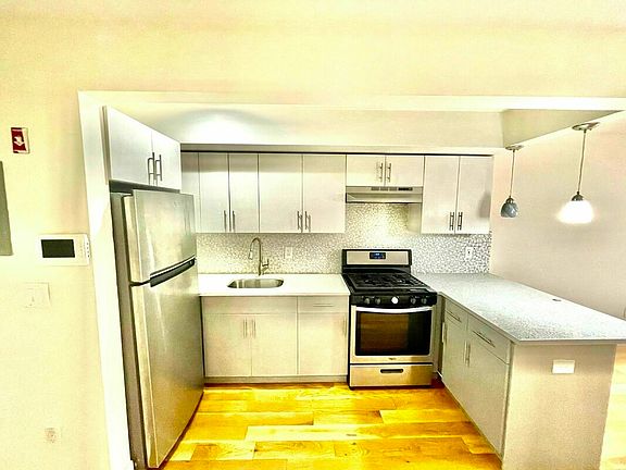 2nd image of 25 Fayette St #4E