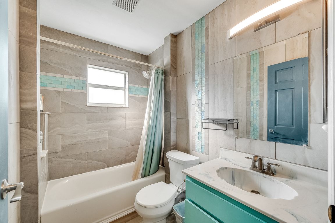 next background image