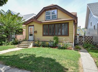 1220 S 31st St, Milwaukee, WI 53215