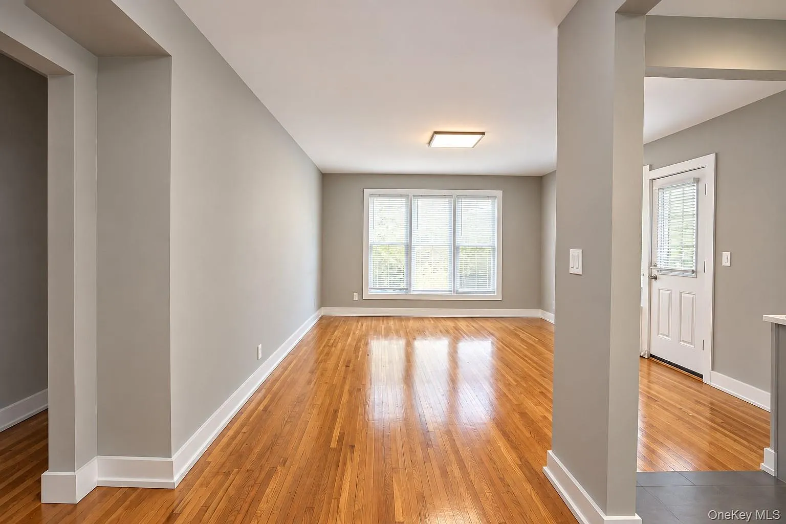 2 bed, 1.0 bath, 900 sqft, $3,000 — Photo 3