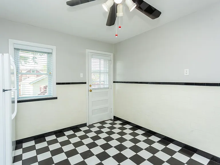 6332 Oleatha Ave — Photo 22