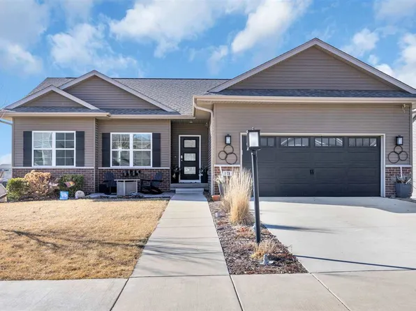 571 Fawn Ave, Tiffin, IA 52340