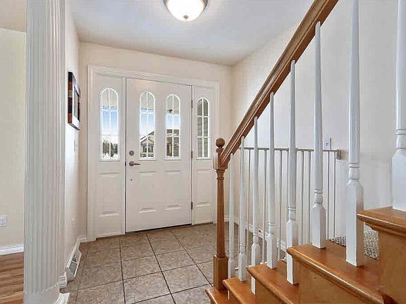 4th image of 450 Windy Acres Way