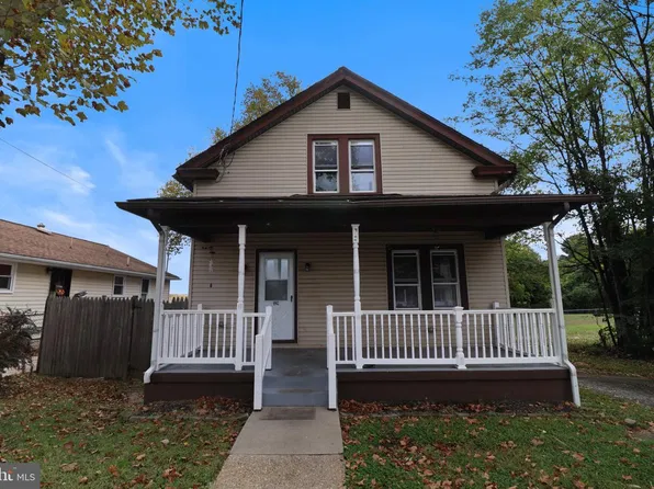 329 Mantua Ave, Paulsboro, NJ 08066
