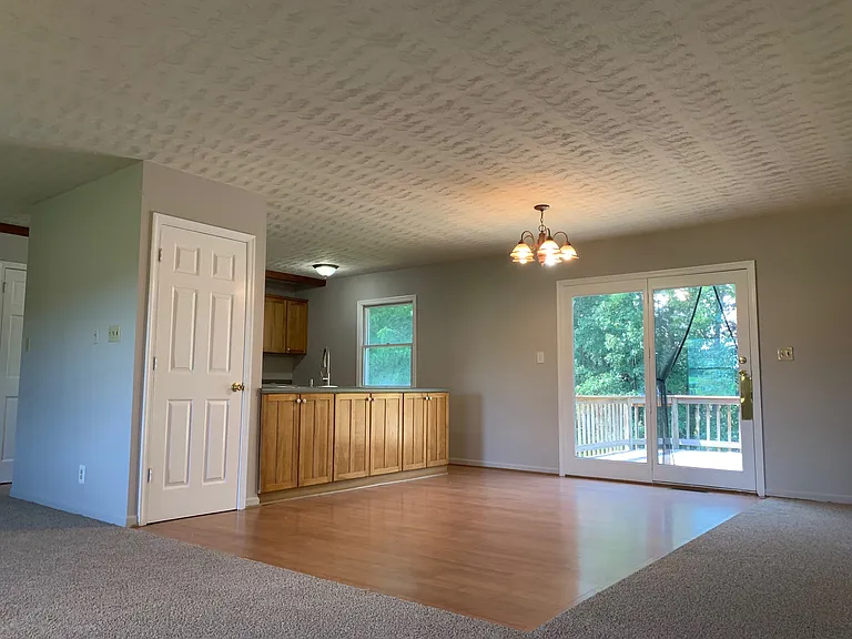 10413 Elys Ford Rd — Photo 4