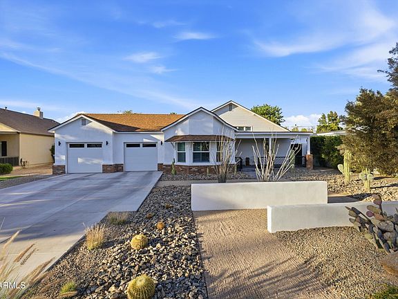 5th image of 406 W COLTER Street