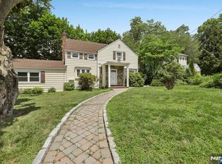 731 Wendel Pl, Teaneck, NJ 07666