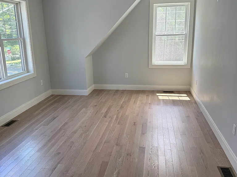 95 Prospect St #1 — Photo 3