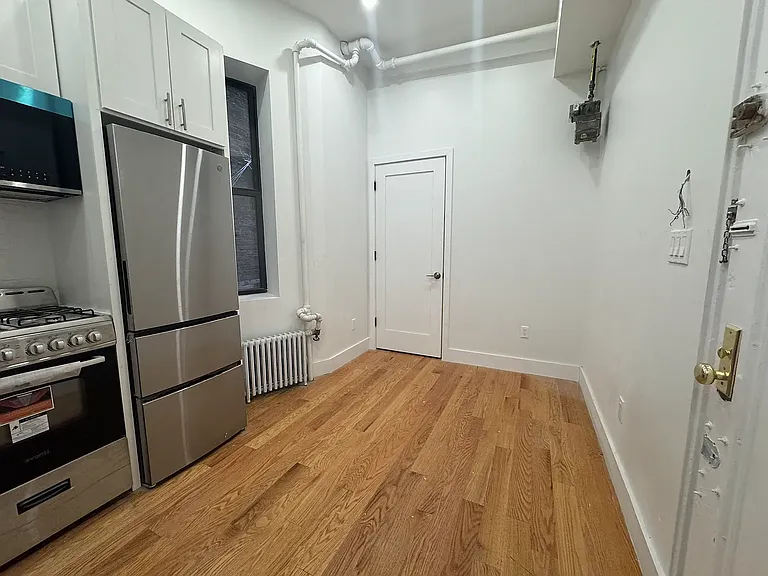 71 Thompson St #1D — Photo 6