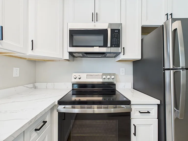 NNP - 3752 Nile Street — Photo 48