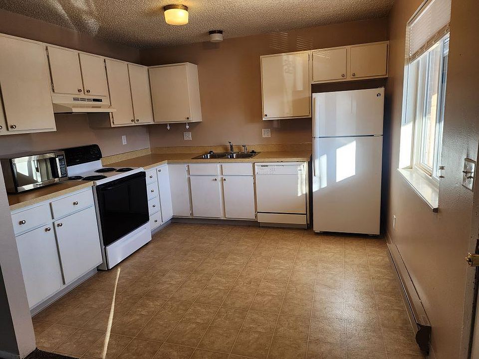 1st image of 816 Stone Mountain Ct #2