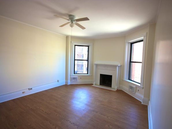 12 Buswell St #3R