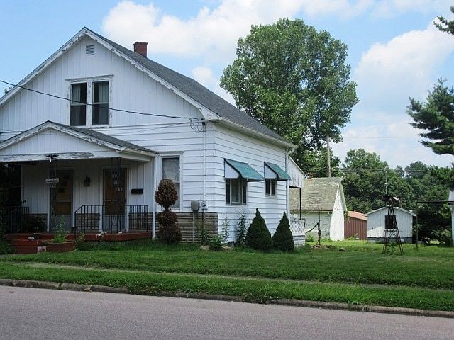 2nd image of 306 13th St