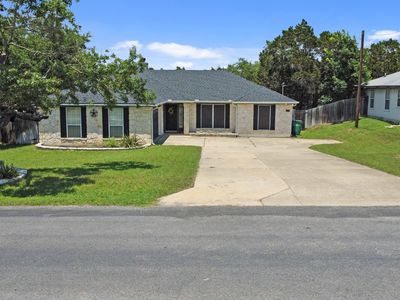 6313 La Mesa St, Leander, TX, 78645