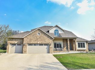 2630 Meadow Creek Cir S, Fargo, ND 58104