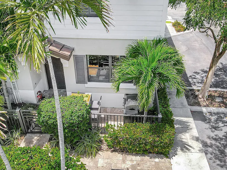861 S Ocean Blvd — Photo 40