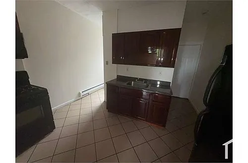 397 13th Ave #9 Photo 1