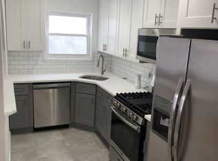 118-29 Riverton St, Saint Albans, NY 11412