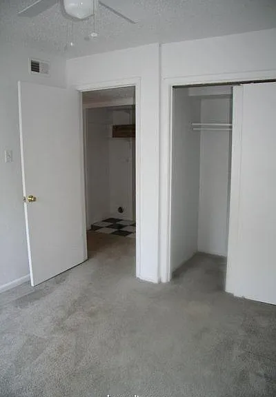 314 S Haswell Dr #B — Photo 6