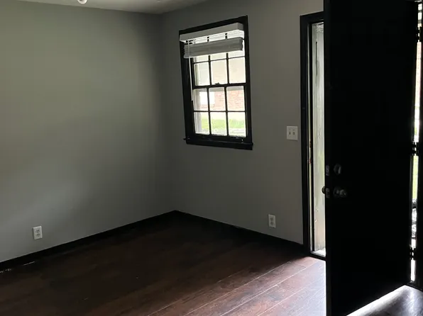 822 19th Ave N #A, Nashville, TN 37208