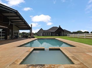 6651 Lone Star Ln, Aubrey, TX 76227