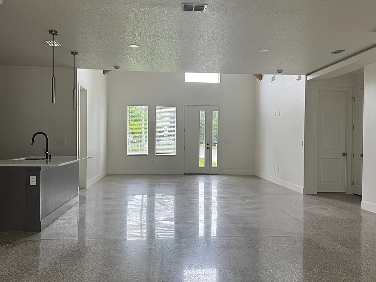 10501 Buck Rd — Photo 21