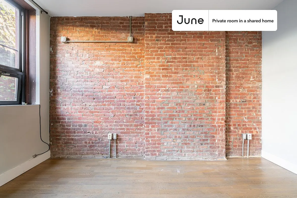 Full bedroom in 4 bed/2 bath home in Central Harlem #1511 A — Photo 4