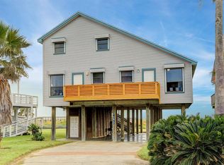 4147 Defender Ln, Galveston, TX 77554
