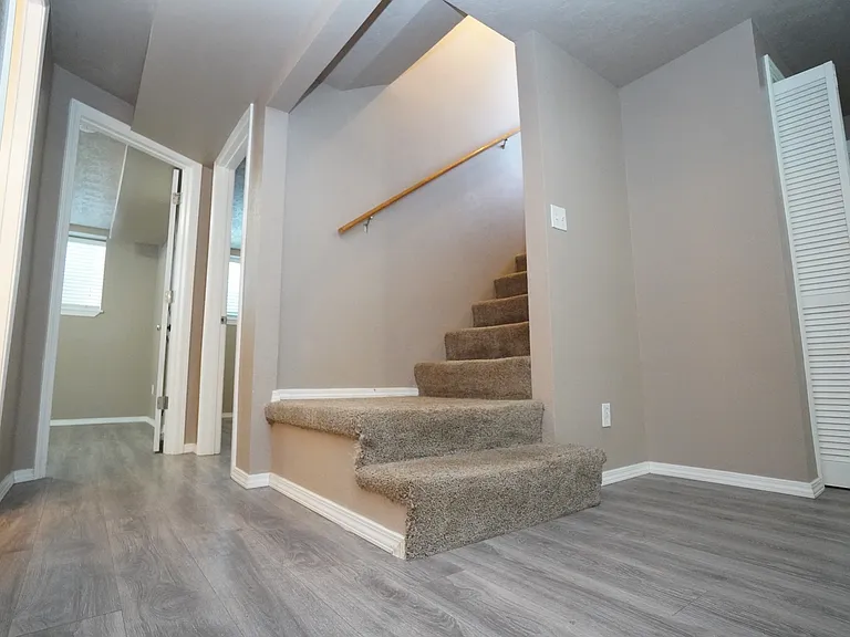 2210 S Owyhee St — Photo 3