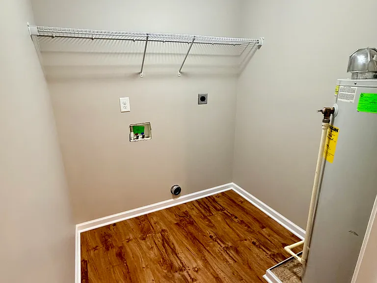 205 Shell Ct — Photo 16