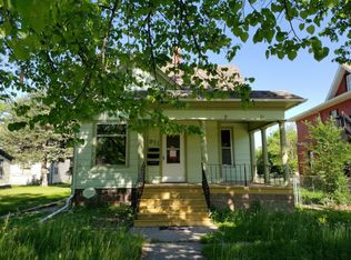 911 S Jay St, Aberdeen, SD 57401