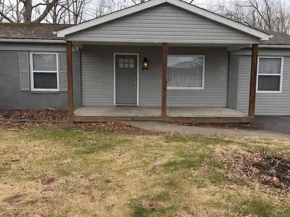 307 Collinwood Dr, Oak Hill, WV 25901