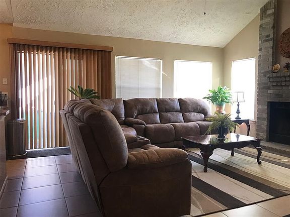 5th image of 12218 Westwold Dr